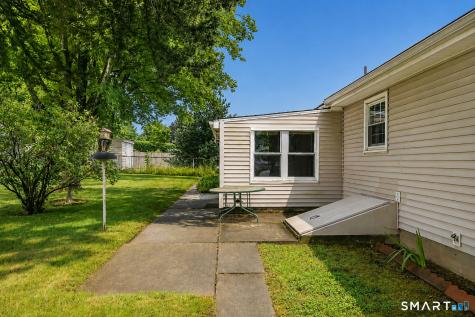 25 Danbury Lane Bristol CT 06010