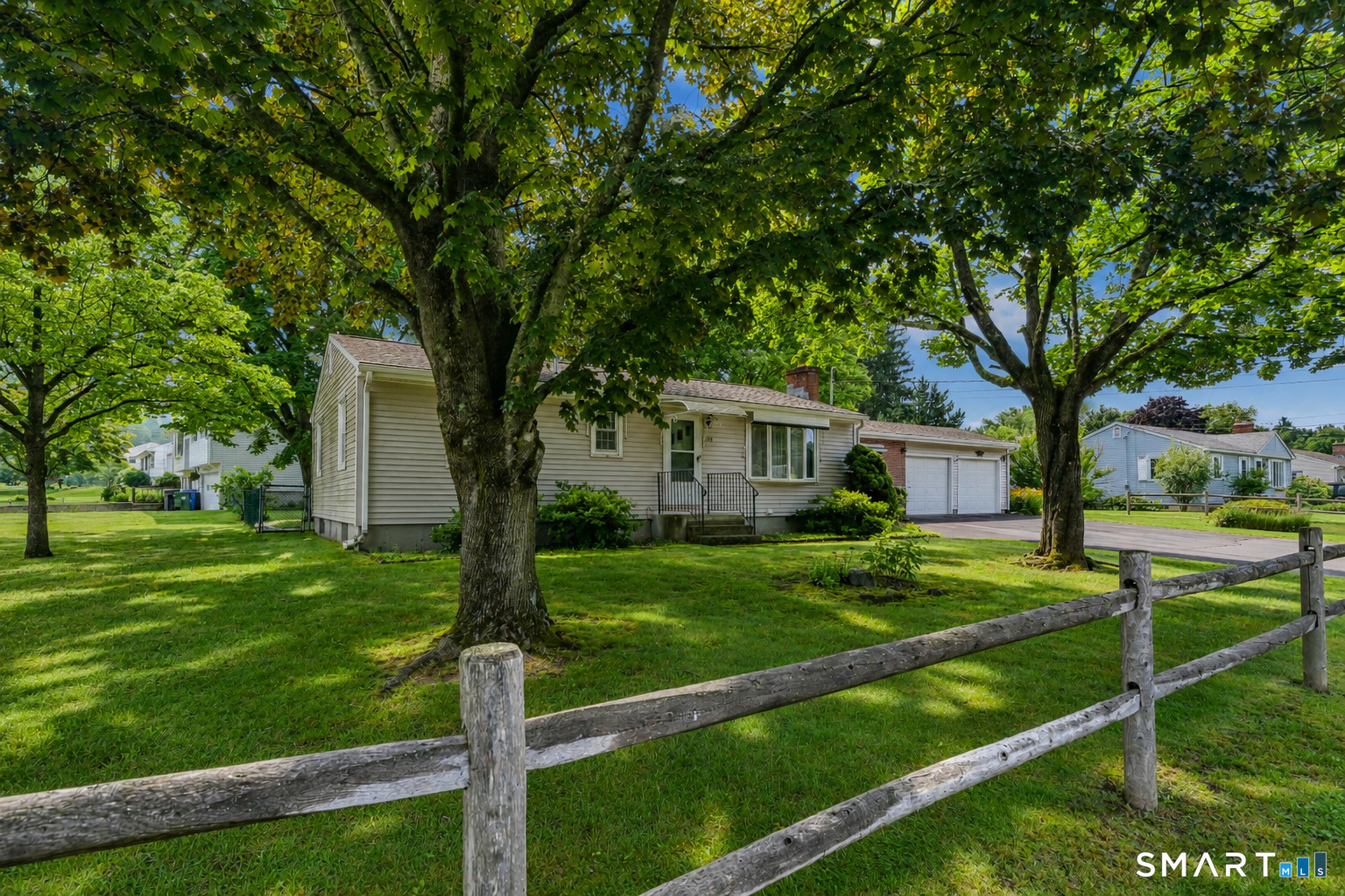 25 Danbury Lane Bristol CT 06010