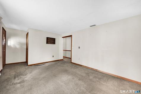 25 Danbury Lane Bristol CT 06010