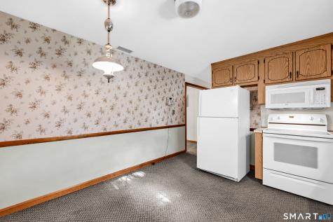 25 Danbury Lane Bristol CT 06010