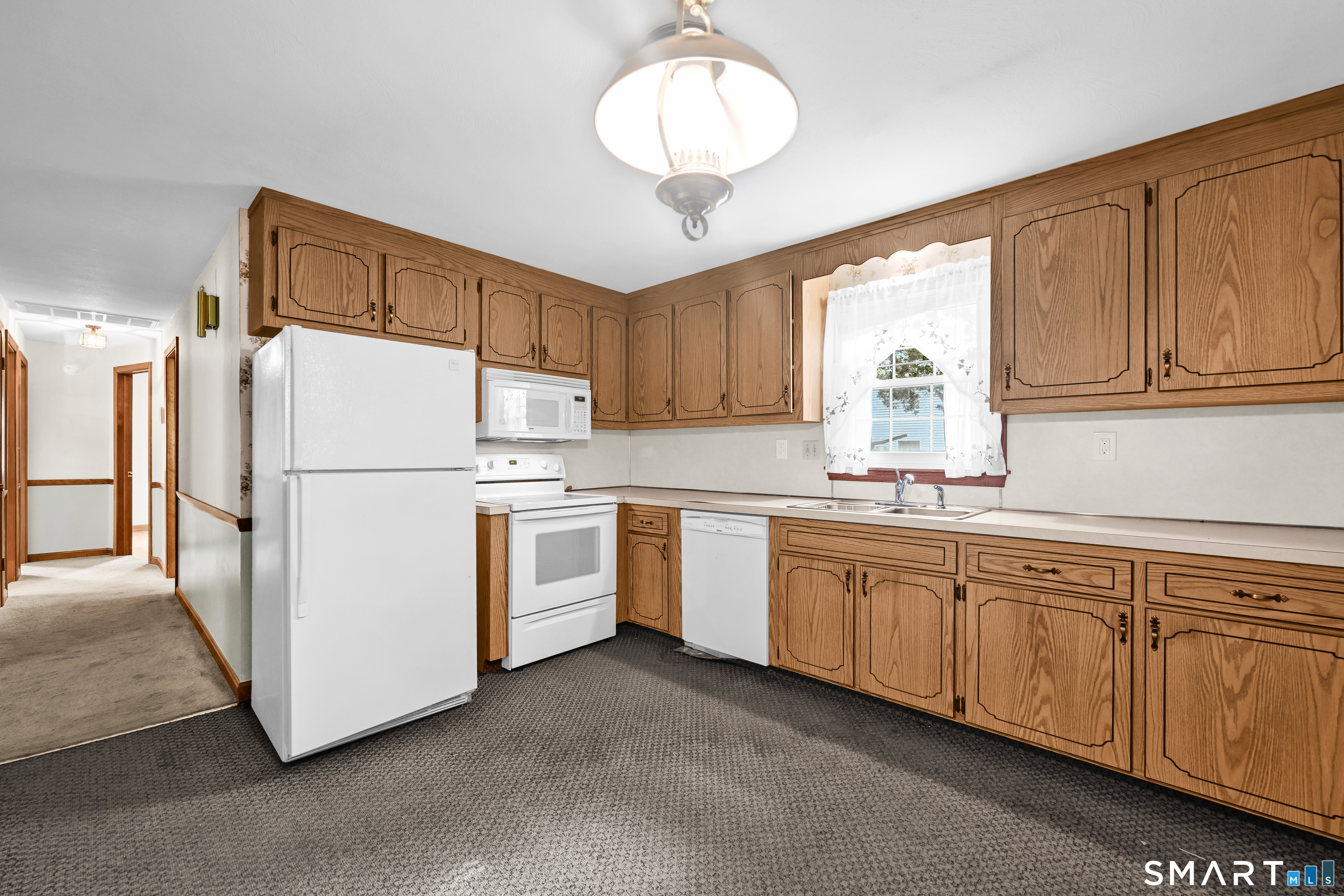 25 Danbury Lane Bristol CT 06010