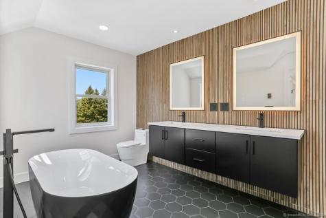 32 Pine Hill Avenue Norwalk CT 06855