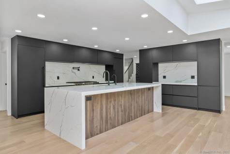 32 Pine Hill Avenue Norwalk CT 06855