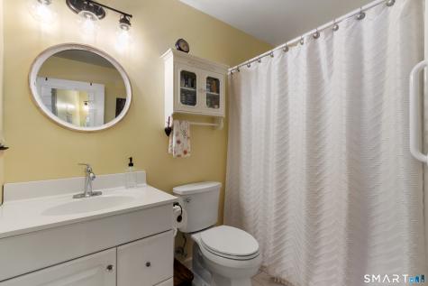 177 Julia Court Newtown CT 06482