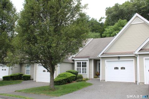 177 Julia Court Newtown CT 06482
