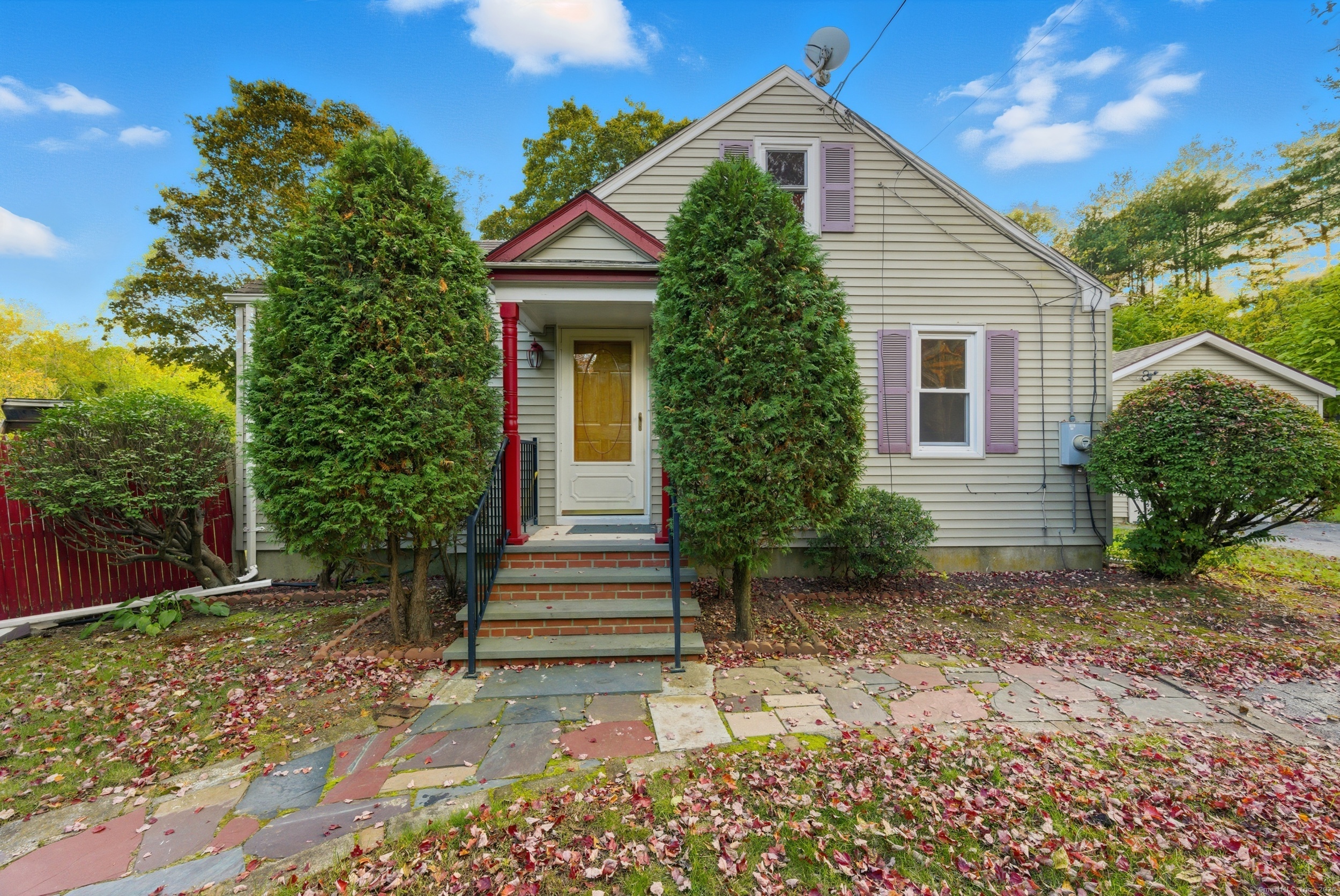 21 Stonington Road Norwich CT 06360