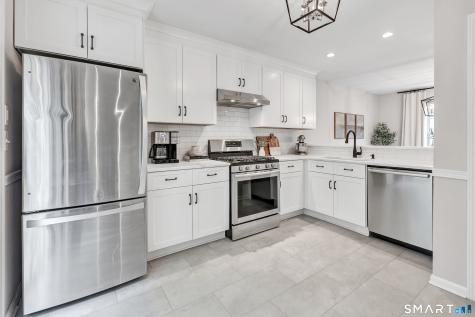 254 Acorn Lane Milford CT 06461