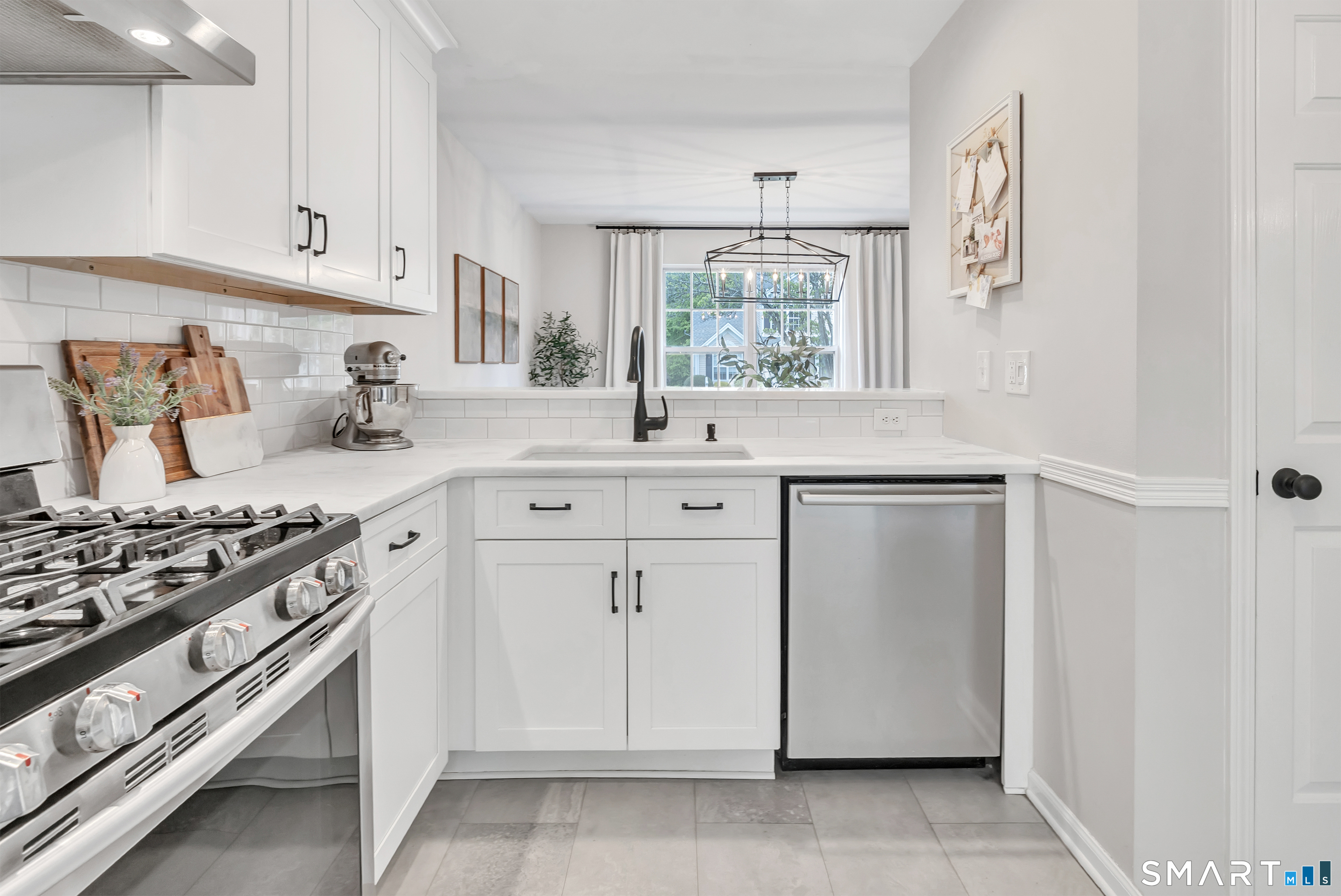 254 Acorn Lane Milford CT 06461