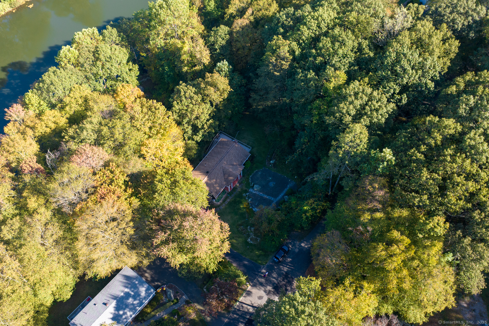 20 Lower Lake Road Danbury CT 06811