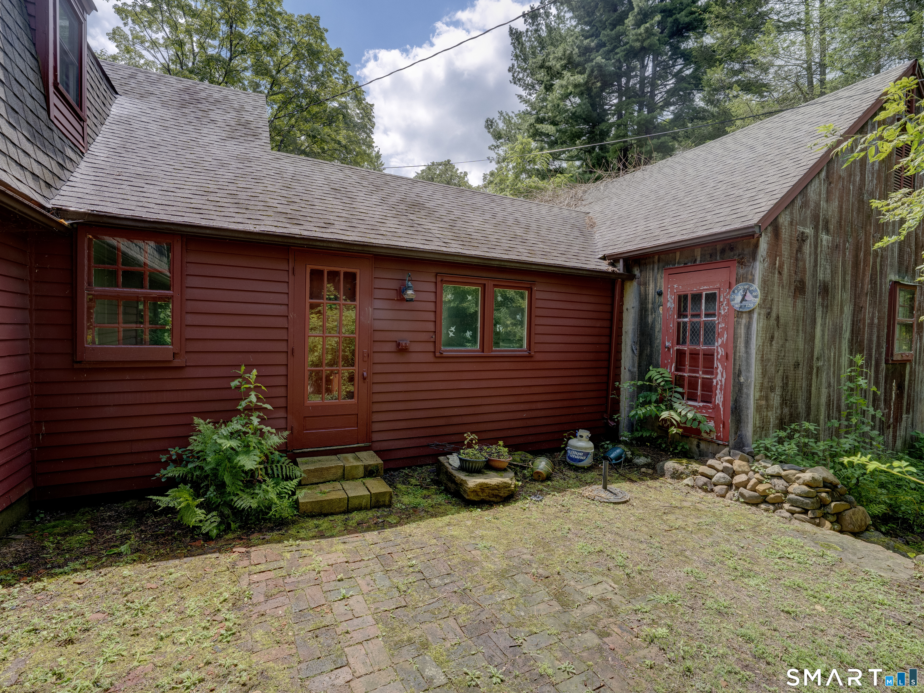 1797 Middletown Avenue North Branford CT 06472