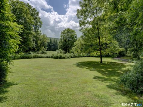1797 Middletown Avenue North Branford CT 06472