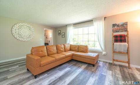 6 Diamond Road Clinton CT 06413