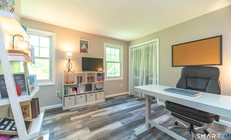 6 Diamond Road Clinton CT 06413