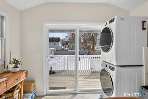 14 Warren Street New London CT 06320