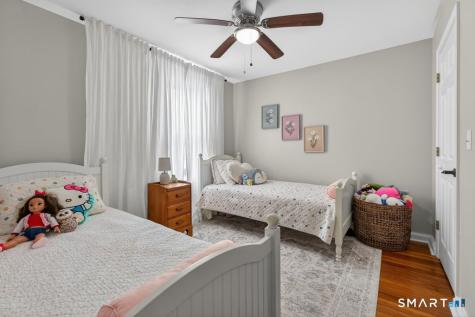 14 Warren Street New London CT 06320