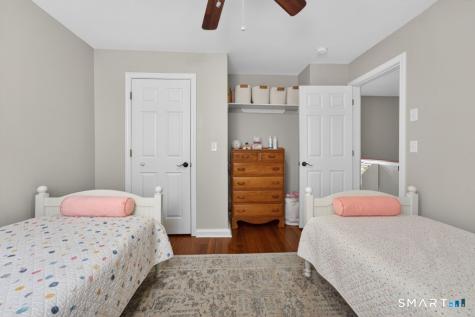 14 Warren Street New London CT 06320