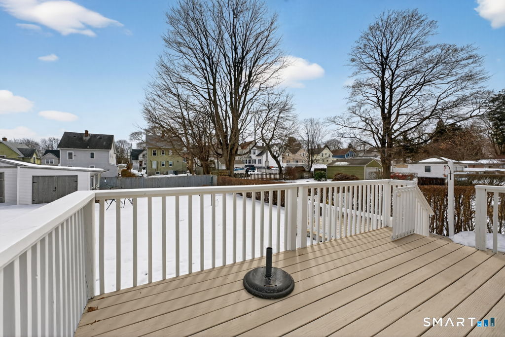 14 Warren Street New London CT 06320