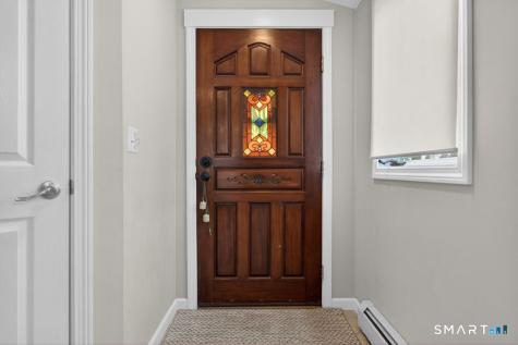 14 Warren Street New London CT 06320