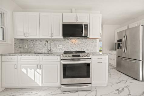 436 Brewer Street East Hartford CT 06118