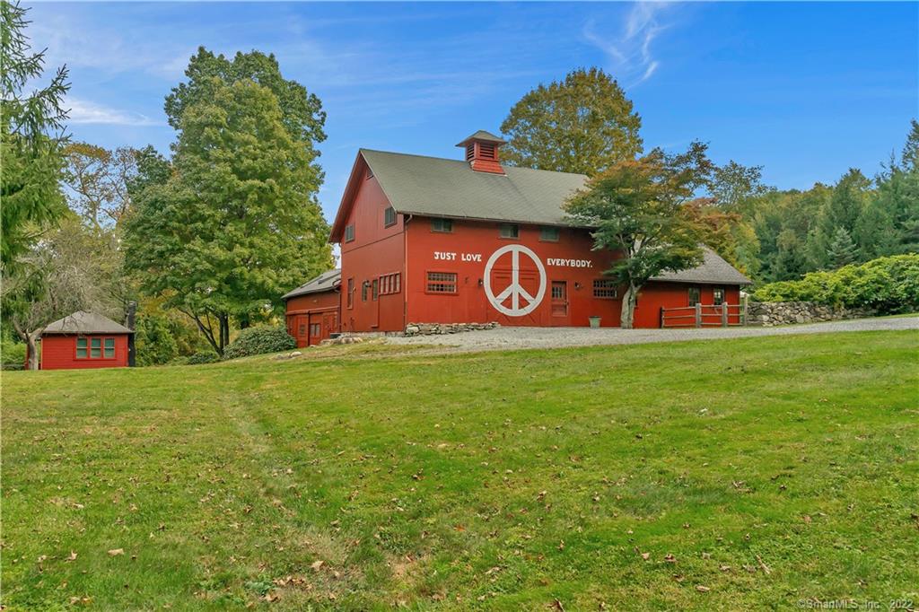 274 Umpawaug Road Redding CT 06896