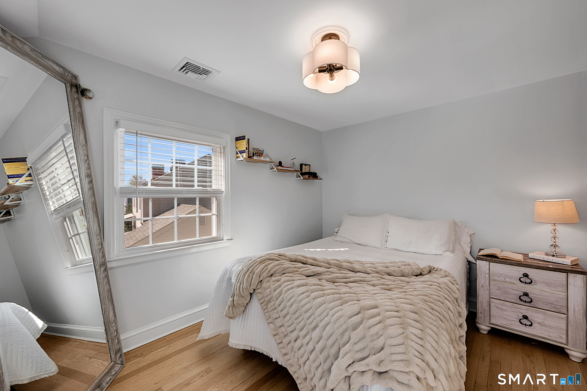 18 Foxridge Road West Hartford CT 06107
