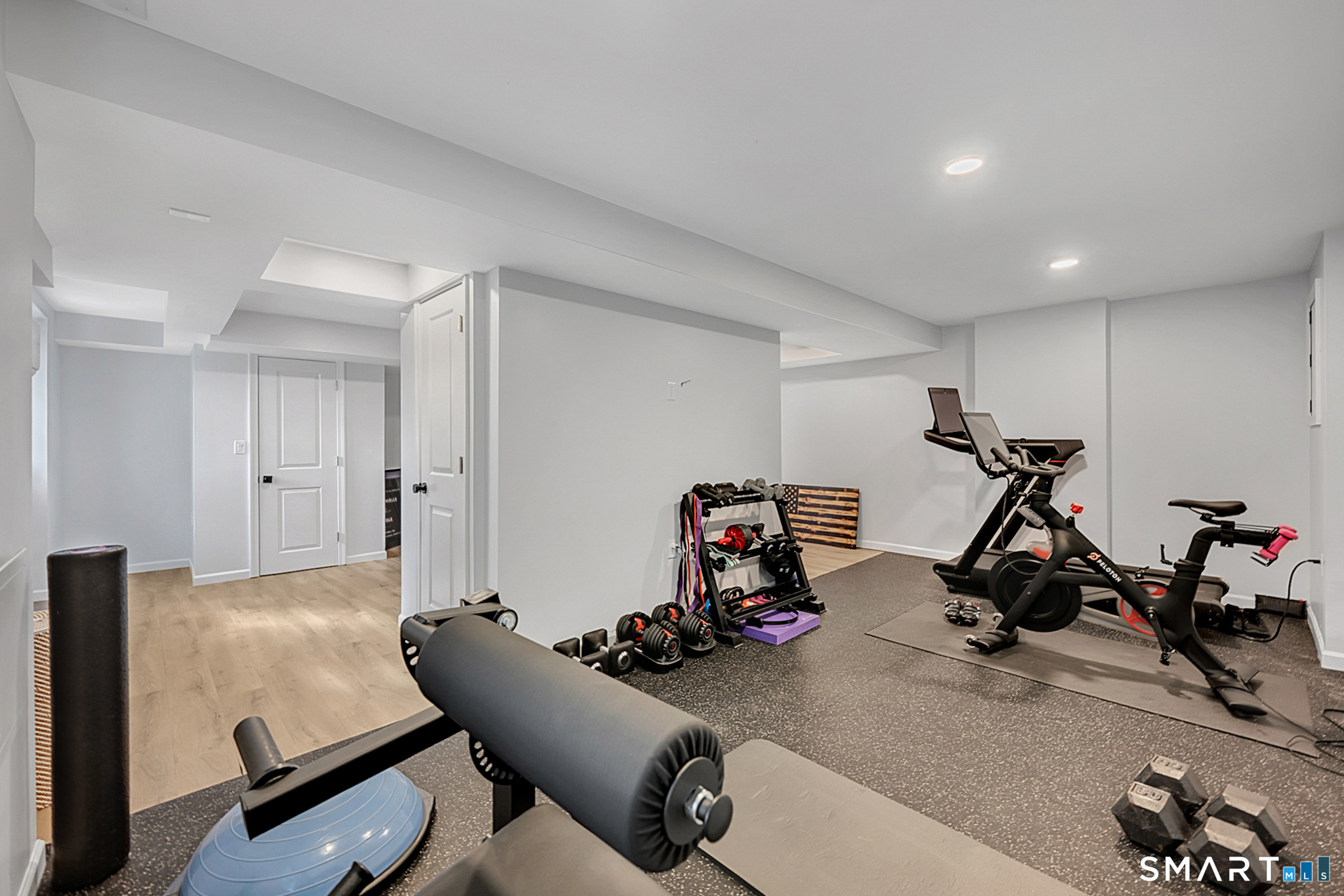18 Foxridge Road West Hartford CT 06107
