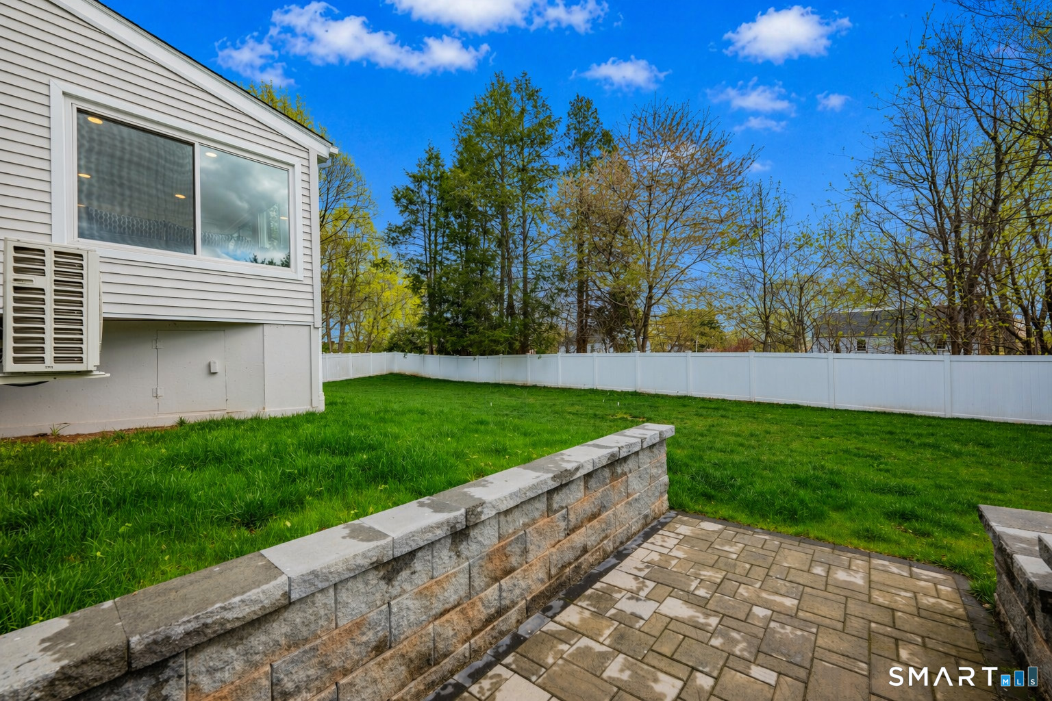 18 Foxridge Road West Hartford CT 06107