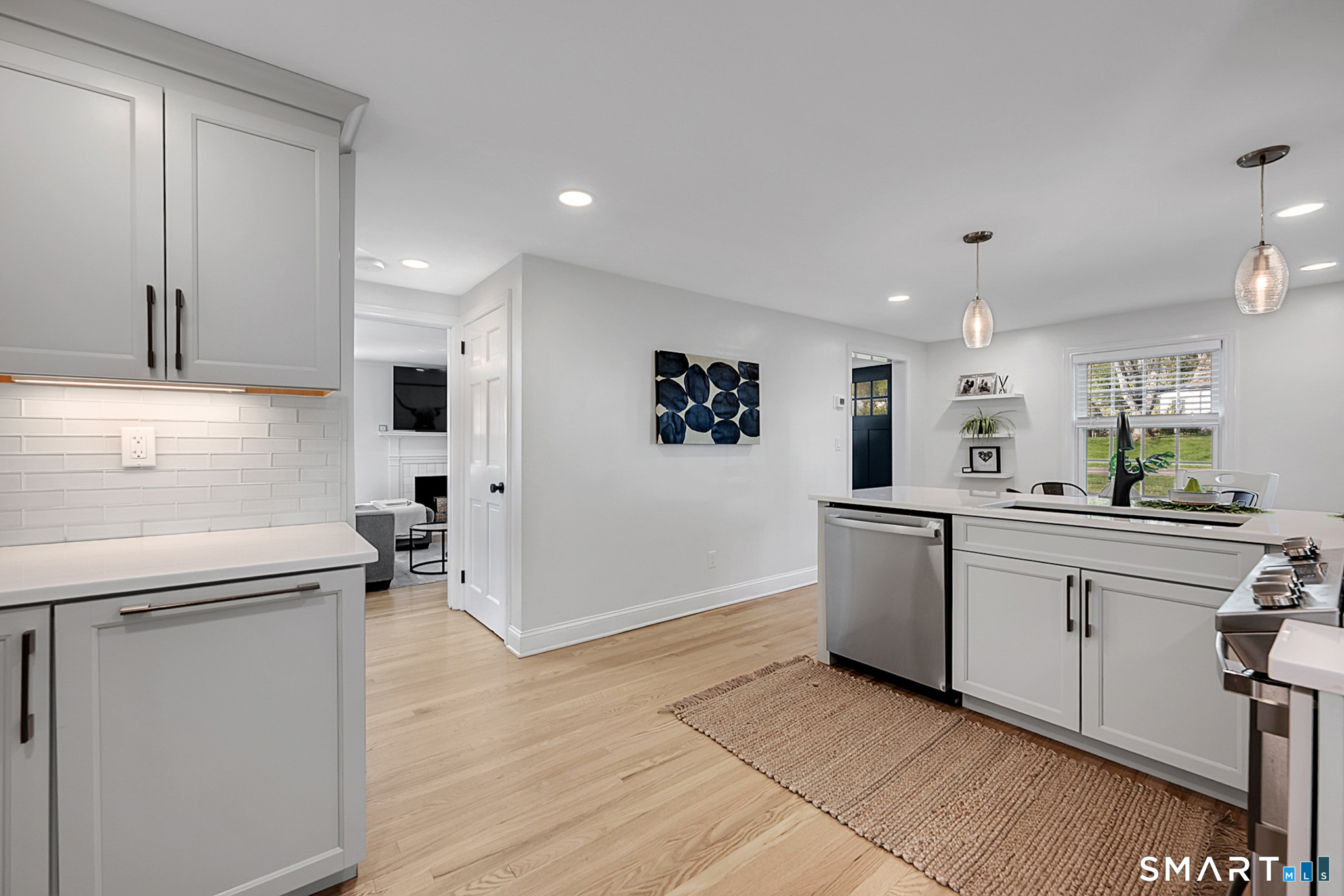 18 Foxridge Road West Hartford CT 06107