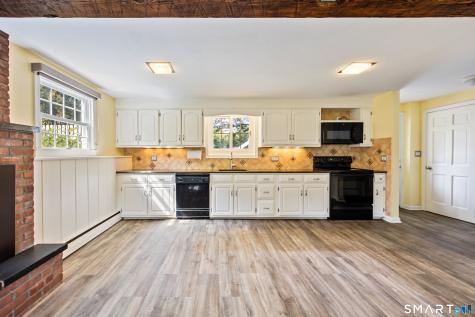1545 Rhey Avenue Wallingford CT 06492