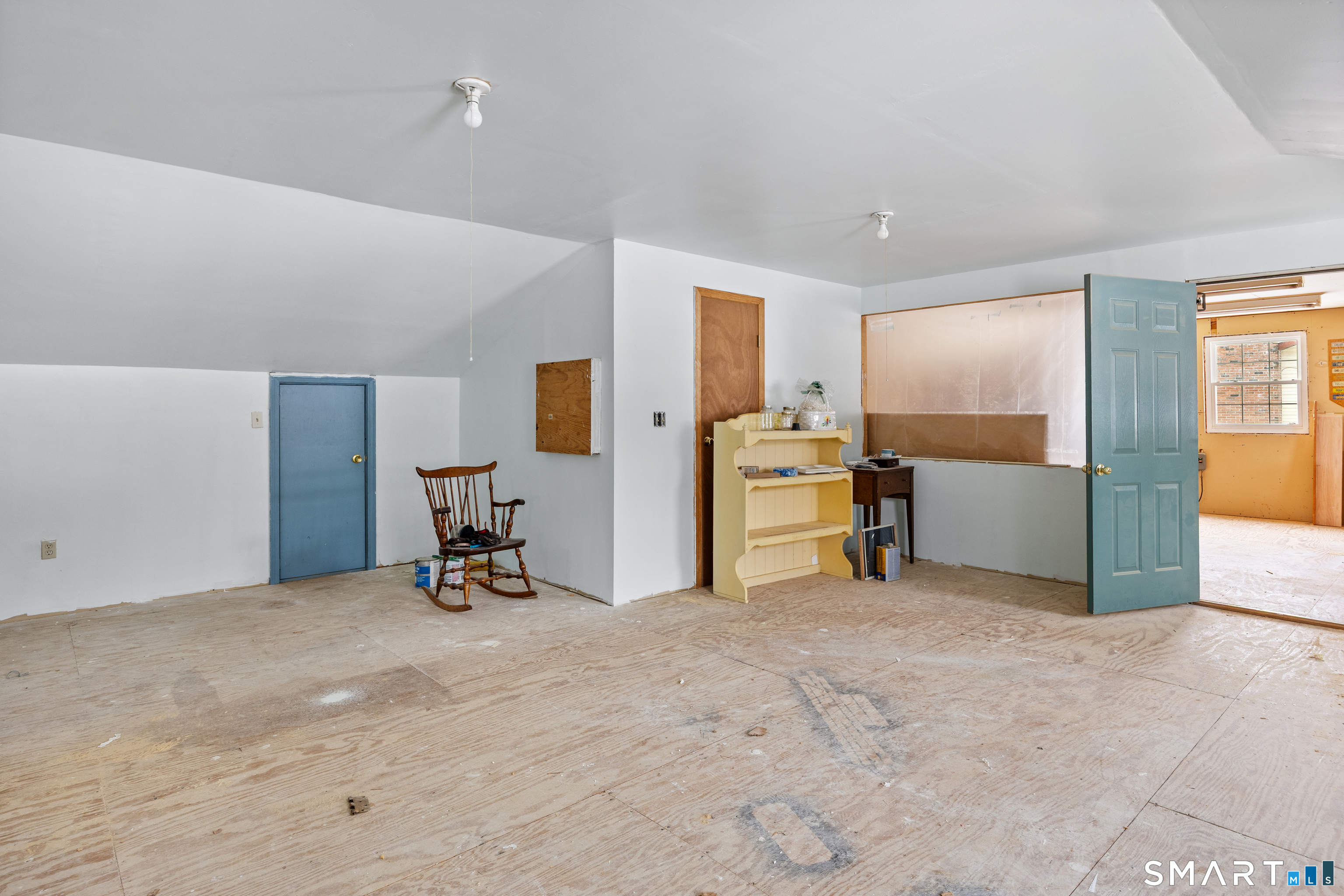 962 Shuttle Meadow Road Southington CT 06489