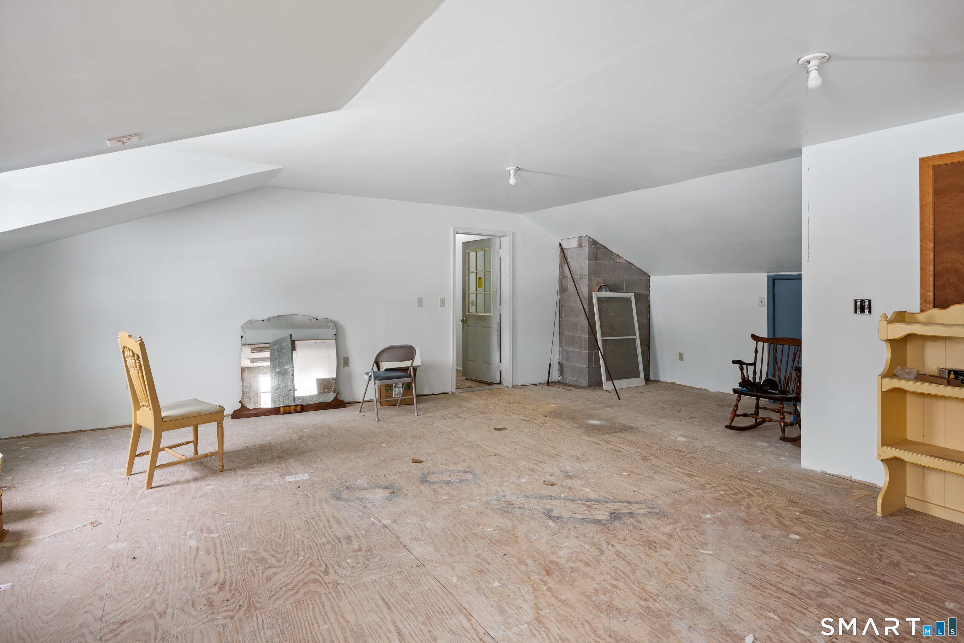 962 Shuttle Meadow Road Southington CT 06489