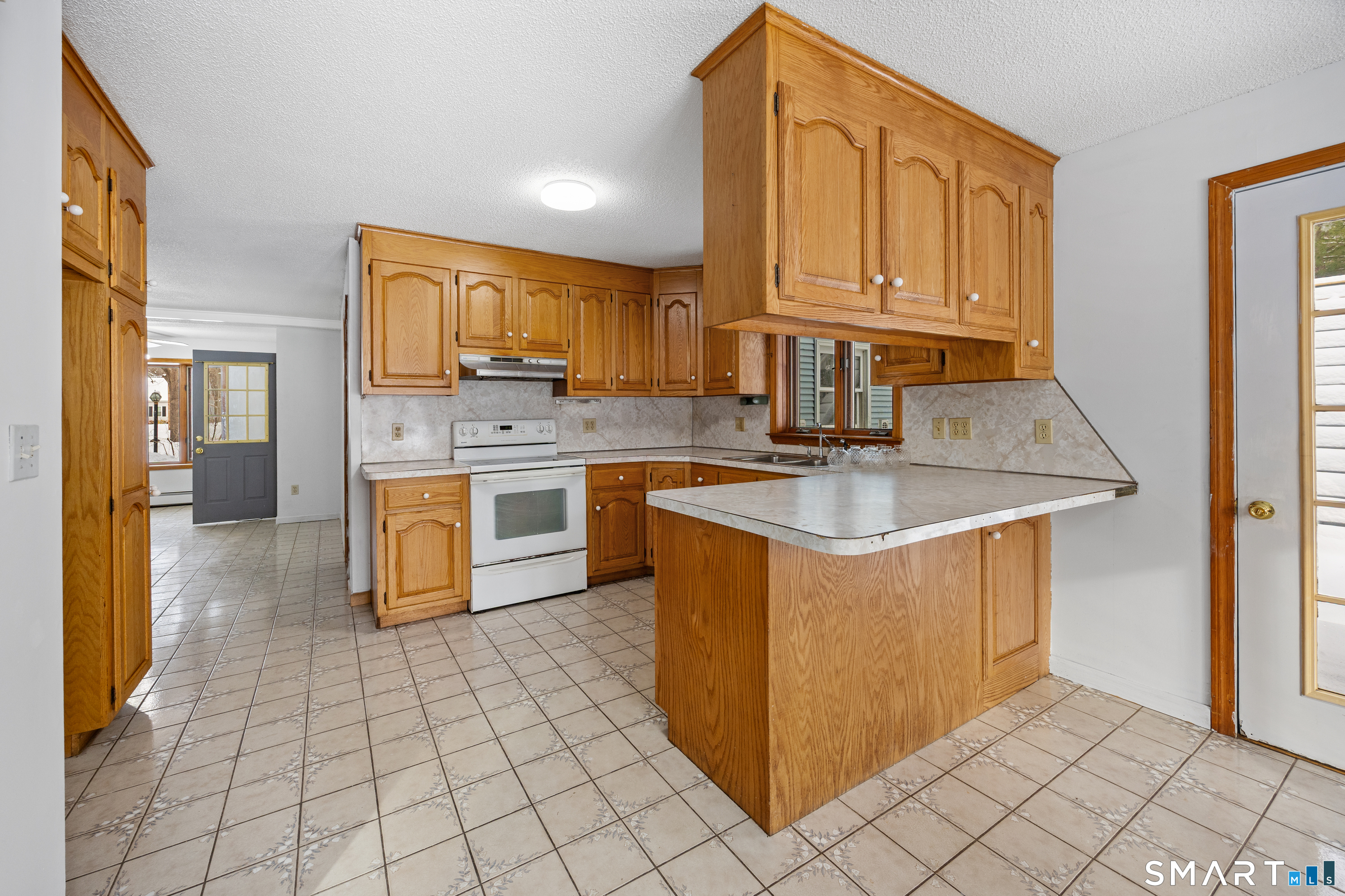 962 Shuttle Meadow Road Southington CT 06489