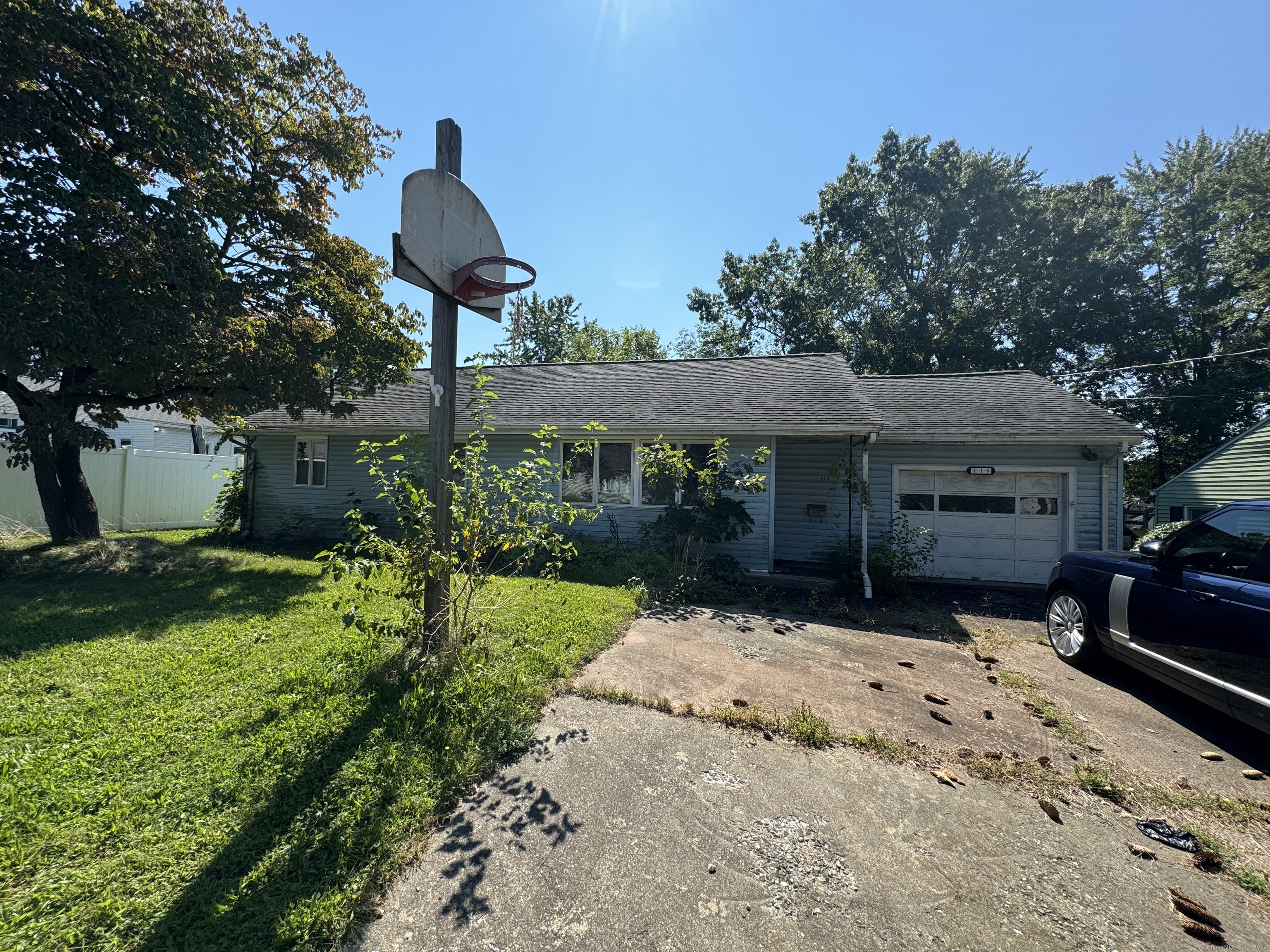 115 Greenwood Street East Hartford CT 06118