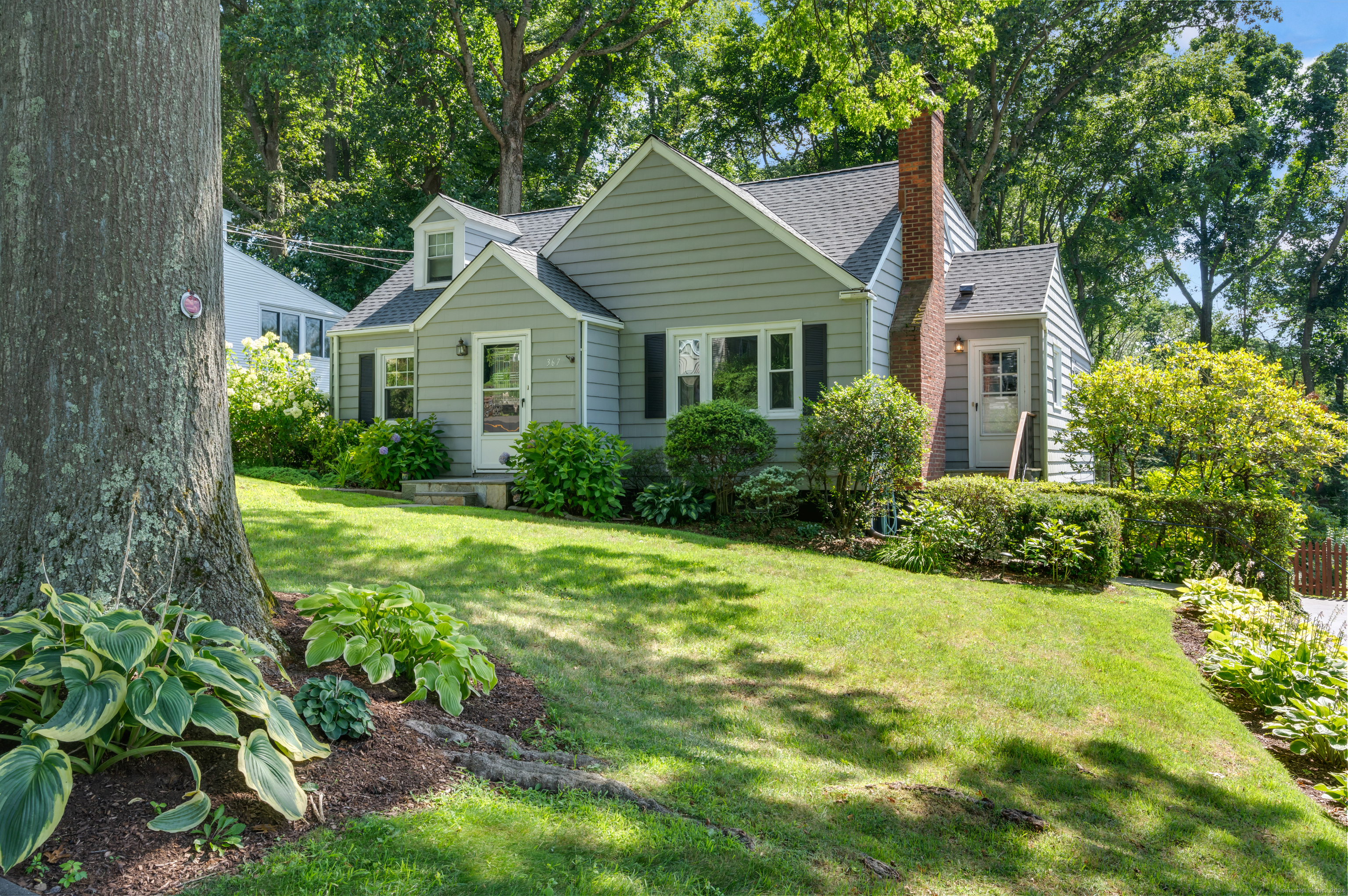 367 Woodridge Avenue Fairfield CT 06825