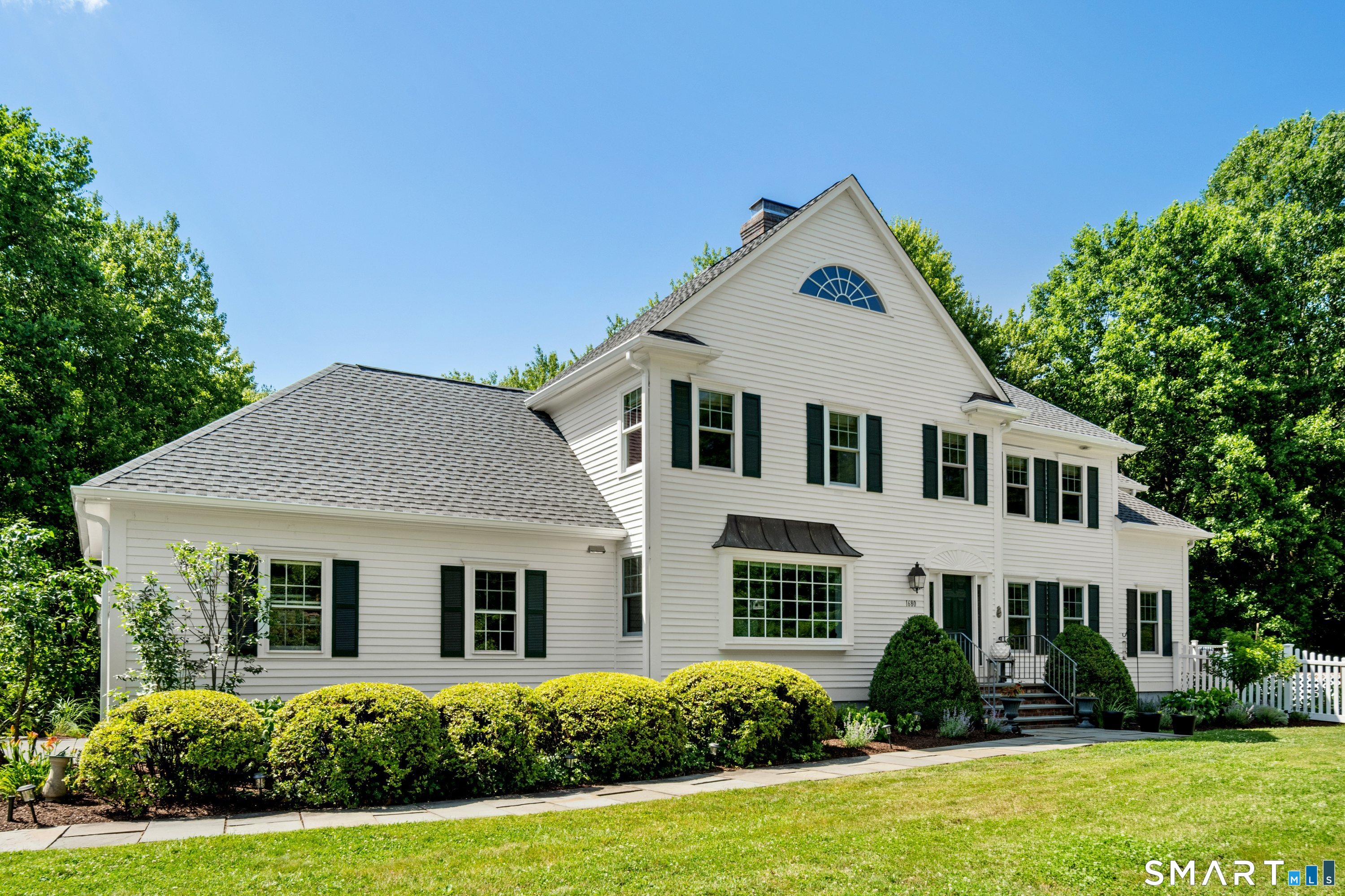 1680 Cross Highway Fairfield CT 06824