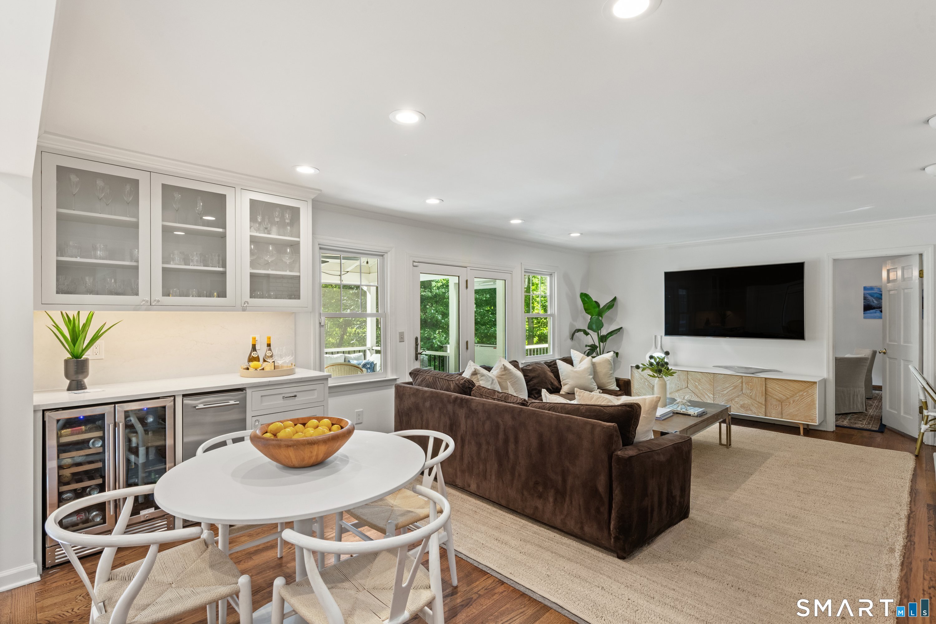 1680 Cross Highway Fairfield CT 06824