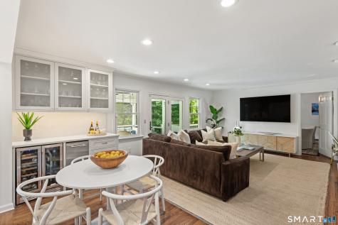 1680 Cross Highway Fairfield CT 06824