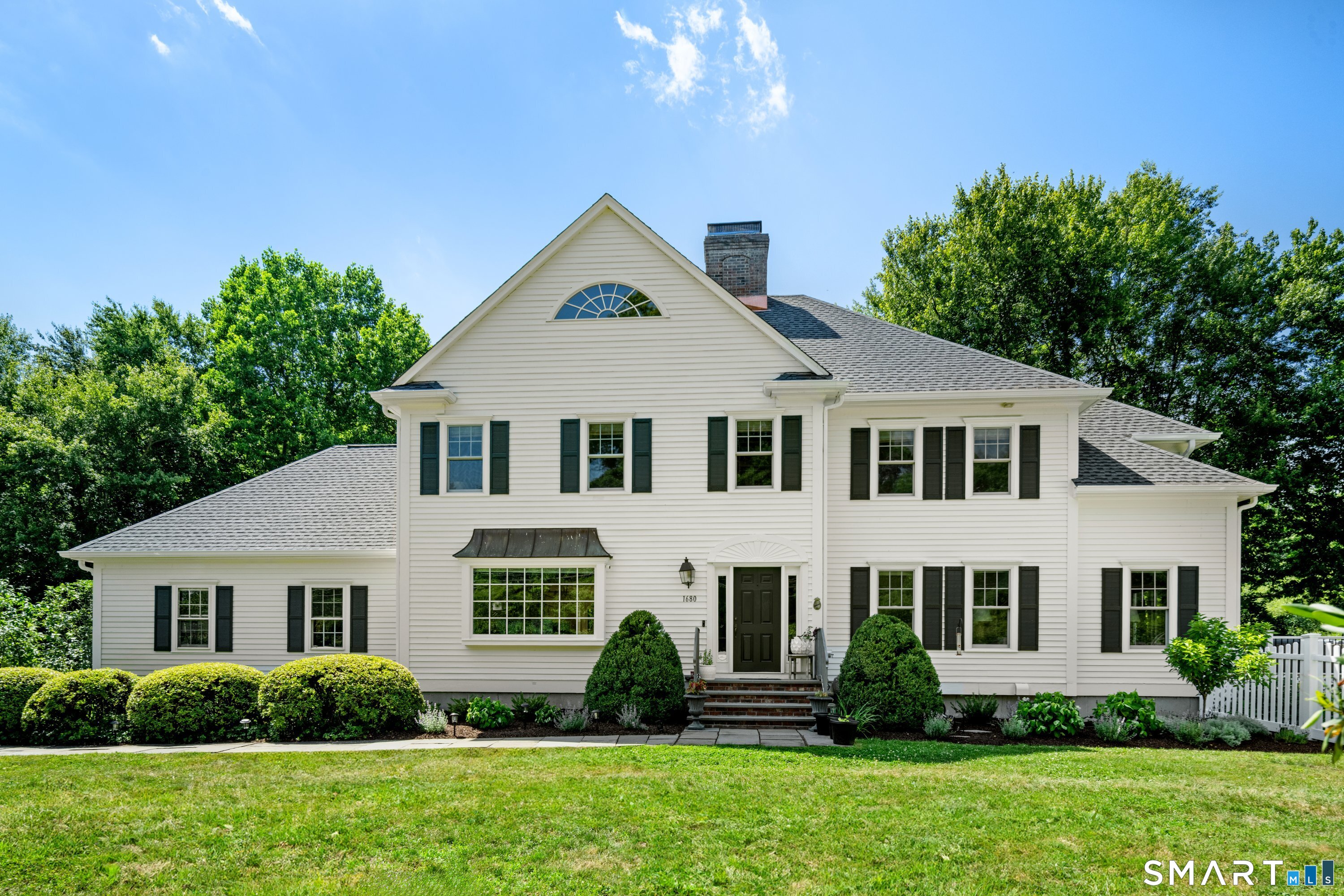 1680 Cross Highway Fairfield CT 06824