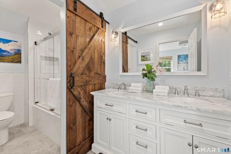 1680 Cross Highway Fairfield CT 06824