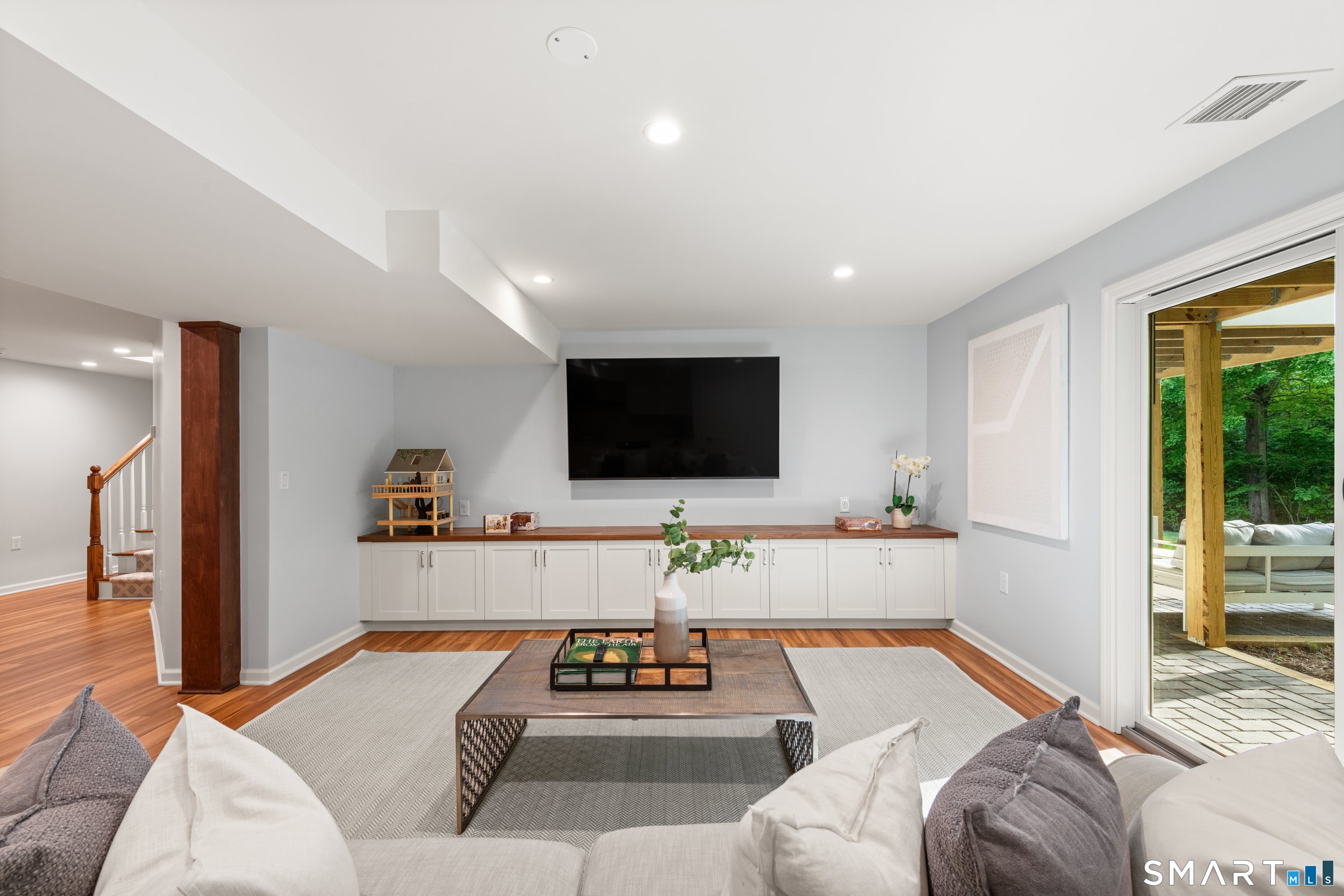 1680 Cross Highway Fairfield CT 06824