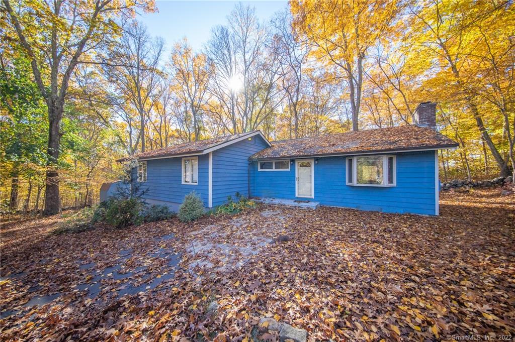 14 Merrywood Lane East Lyme CT 06333