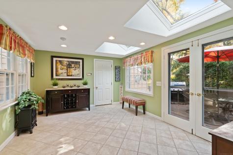 89 Goodrich Road Glastonbury CT 06033