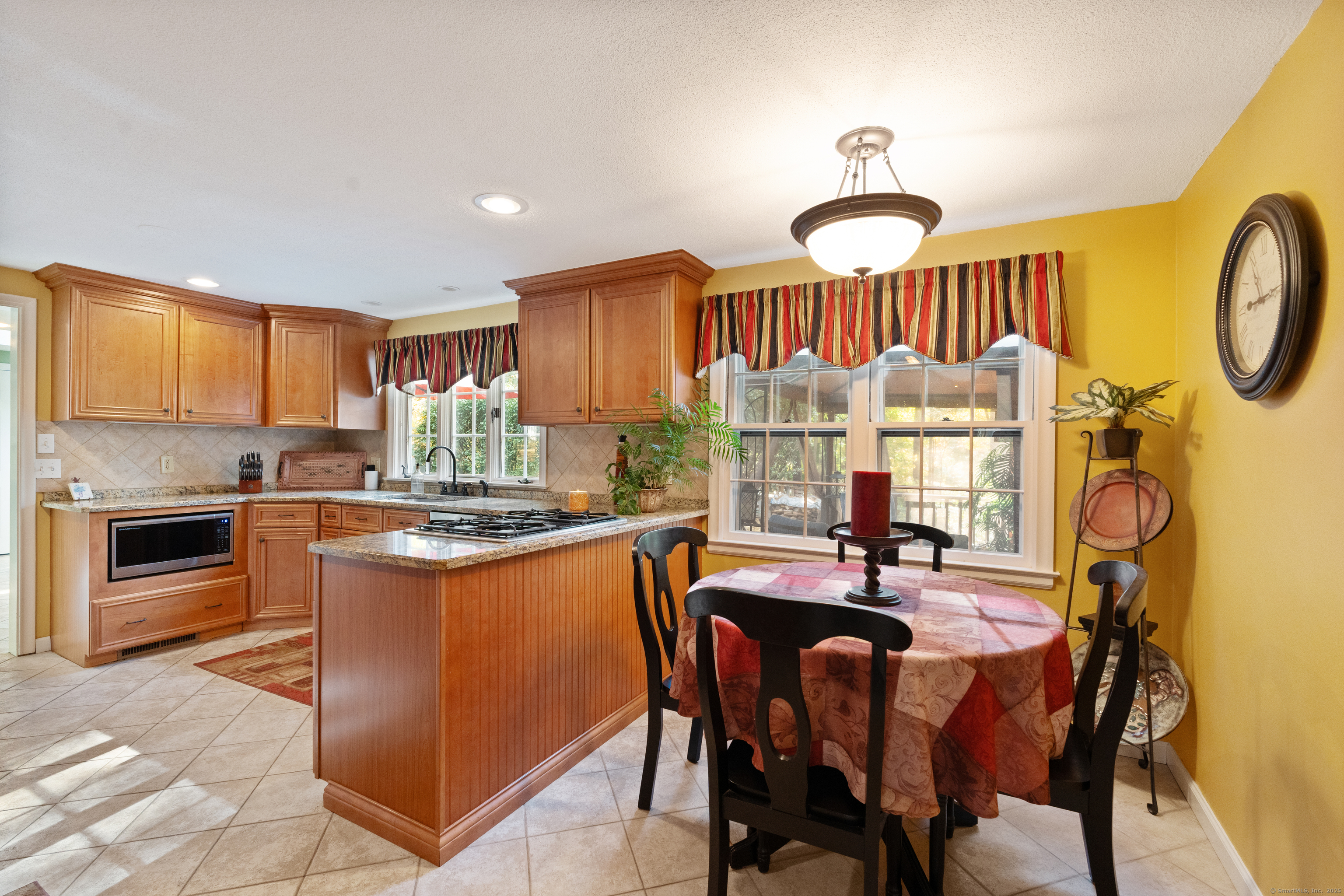 89 Goodrich Road Glastonbury CT 06033