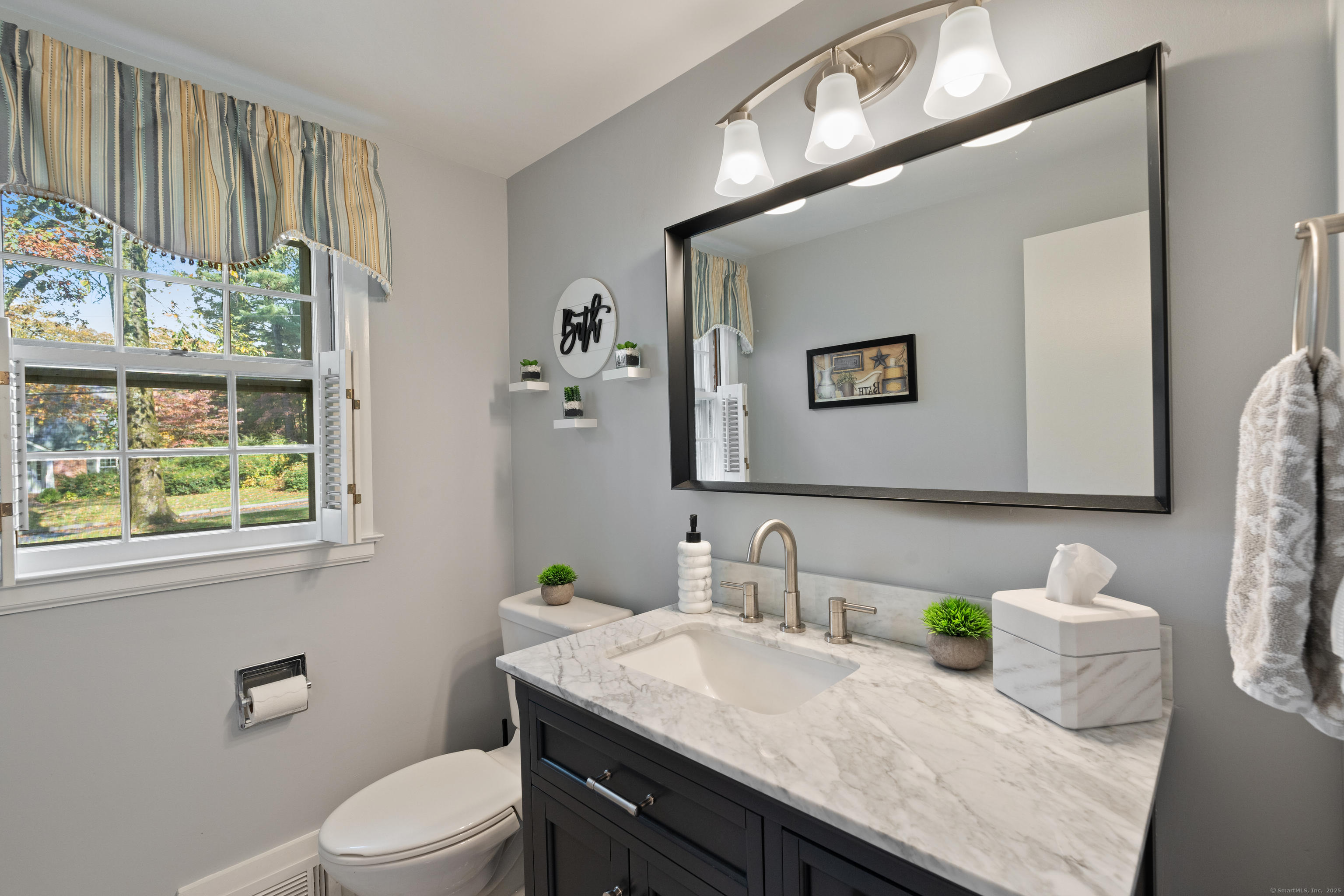 89 Goodrich Road Glastonbury CT 06033