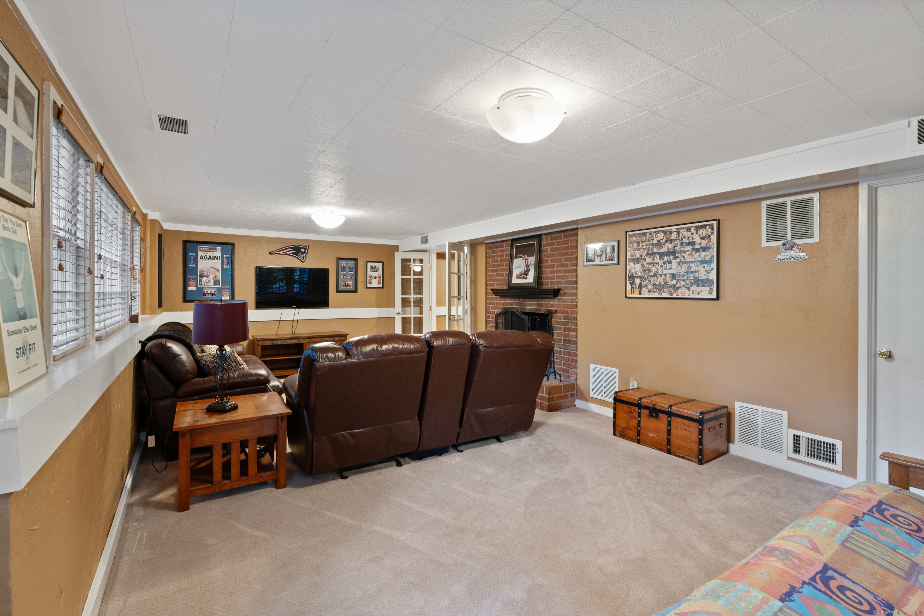 89 Goodrich Road Glastonbury CT 06033