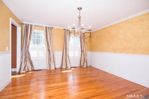23 Mayo Avenue Montville CT 06370