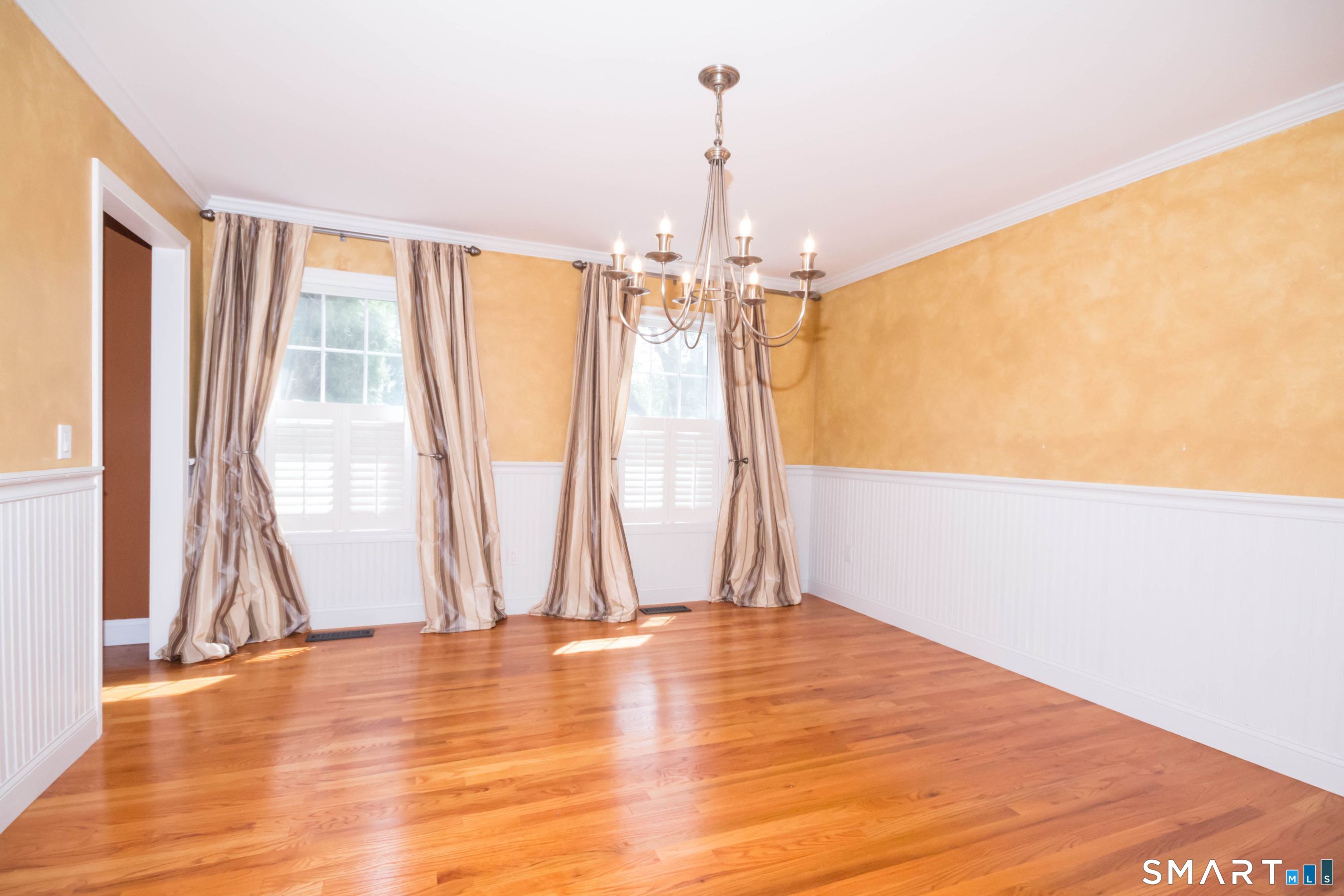 23 Mayo Avenue Montville CT 06370