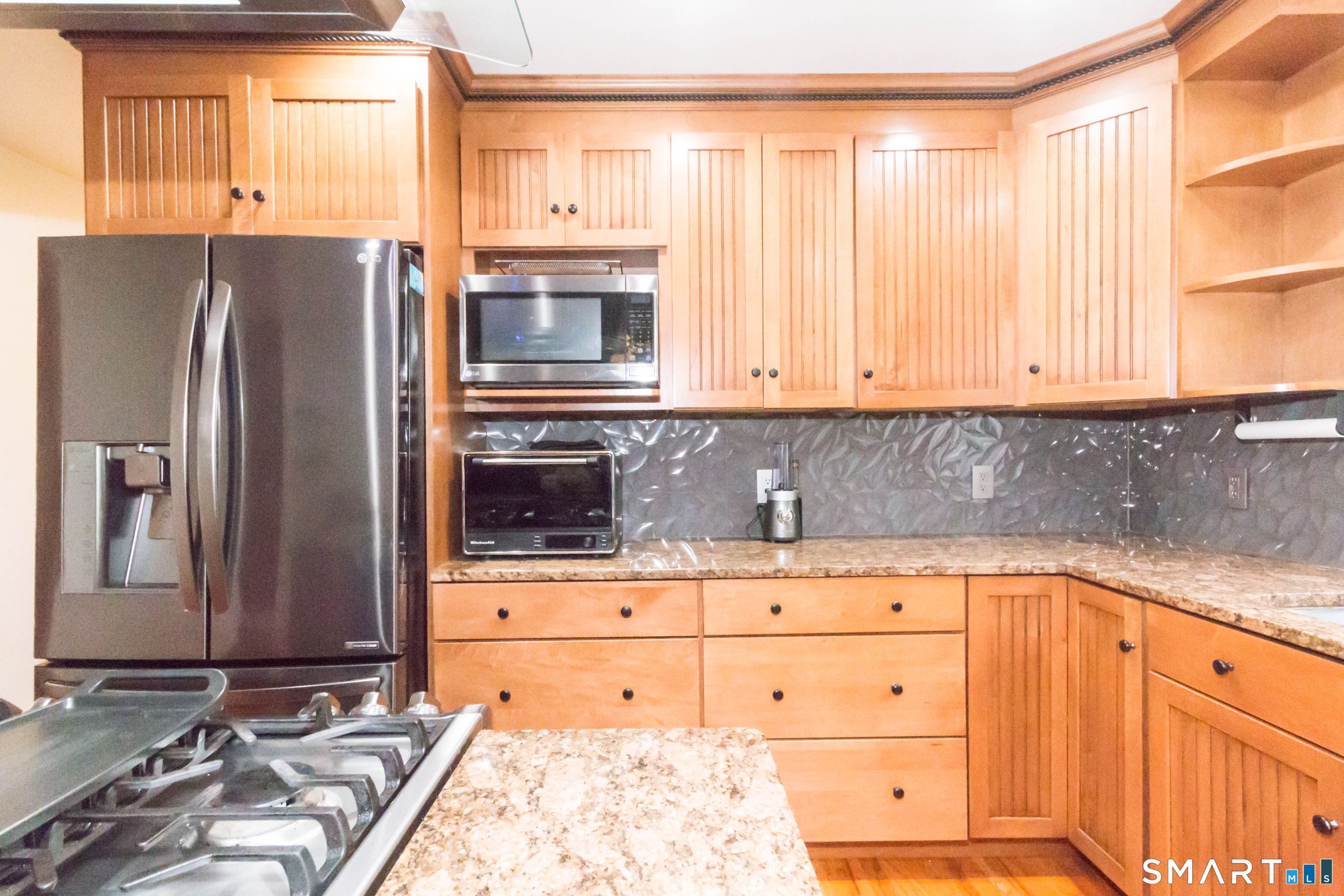 23 Mayo Avenue Montville CT 06370