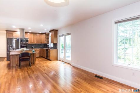 23 Mayo Avenue Montville CT 06370