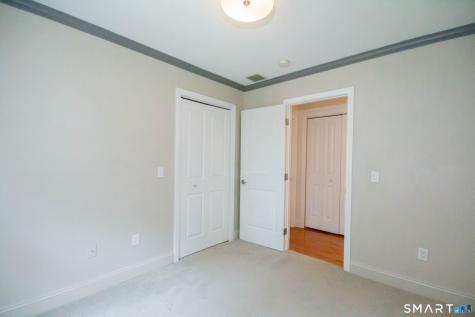 23 Mayo Avenue Montville CT 06370
